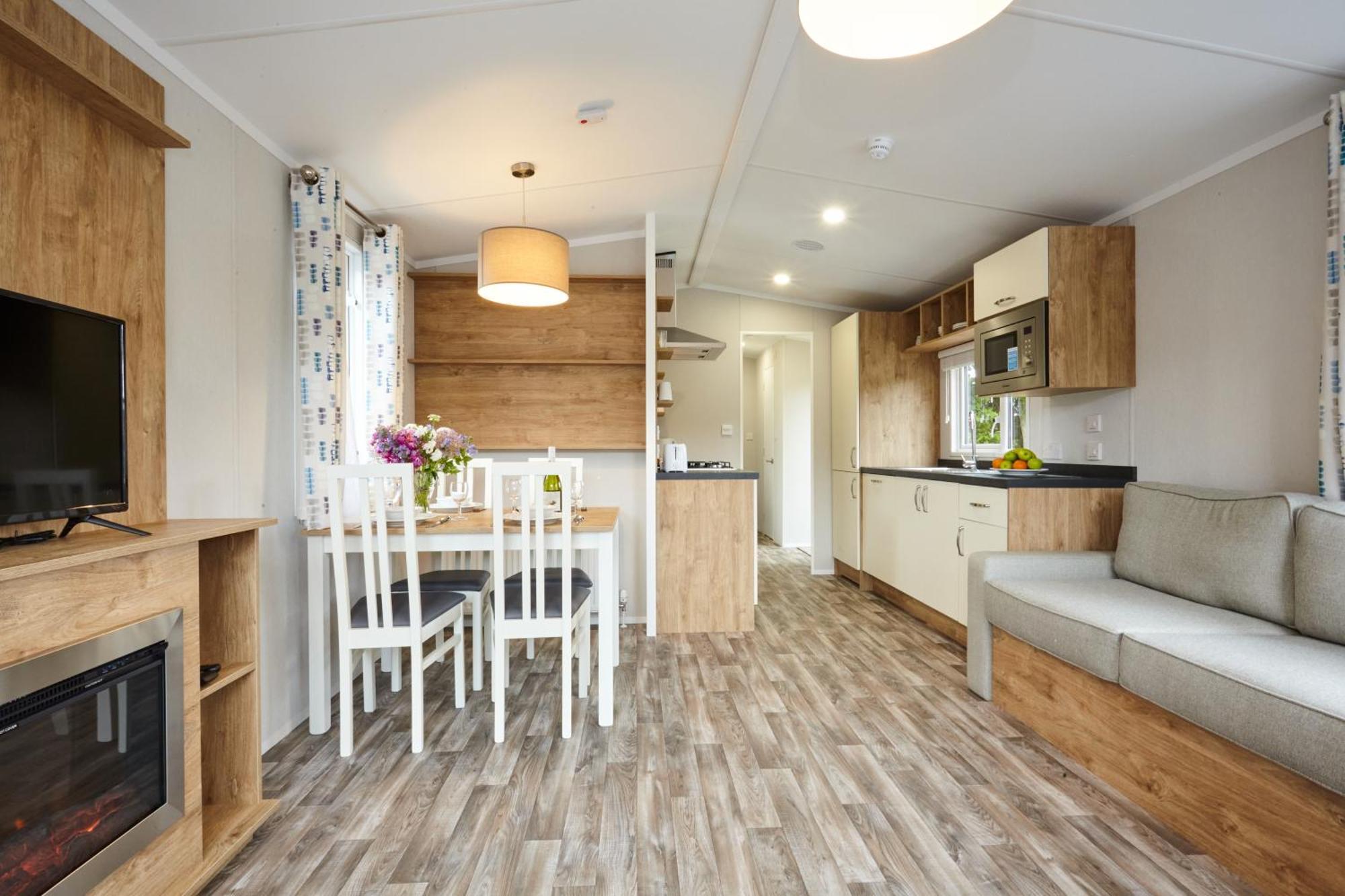 Braidhaugh Holiday Lodge And Glamping Park Crieff Exterior photo